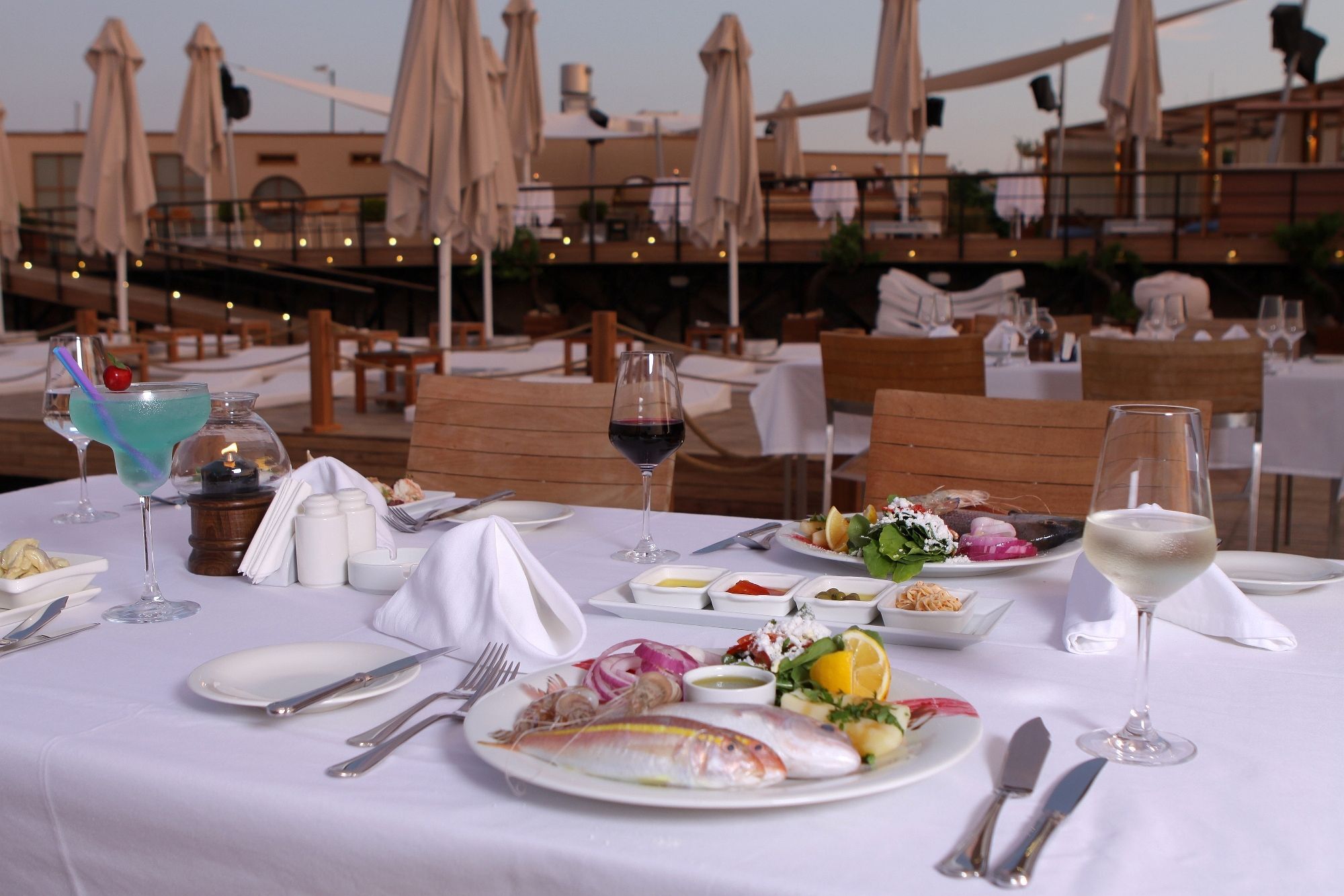 Yacht Club Hotel Didim Exterior foto